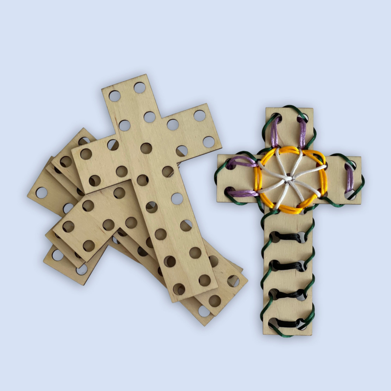 Fädelkreuz - Mit Farben durch die Kar- und Ostergeschichte